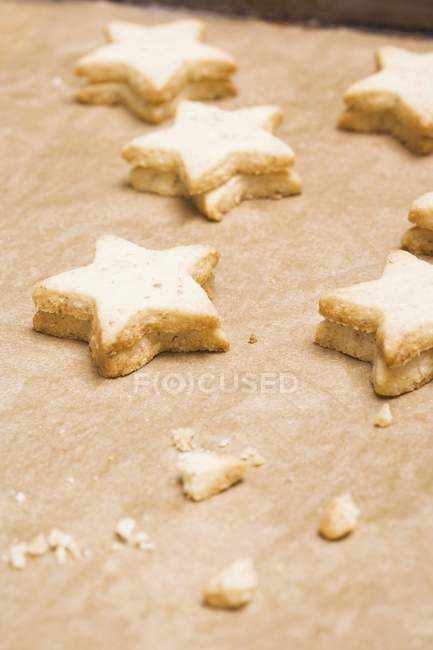 Biscuits maison en forme d'étoile — Photo de stock