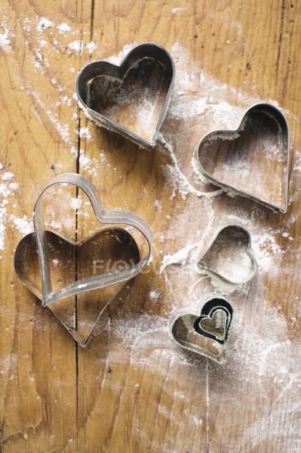 Heart-shaped biscuit cutters — Stock Photo
