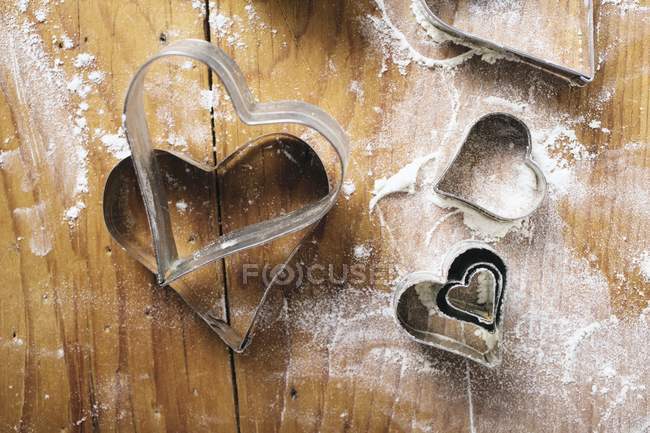 Кусачки для печенья в форме сердца — стоковое фото