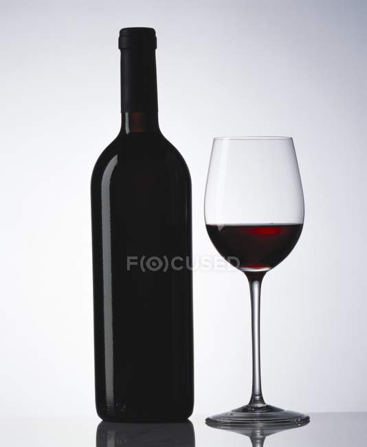 Red wine bottle — Stock Photo