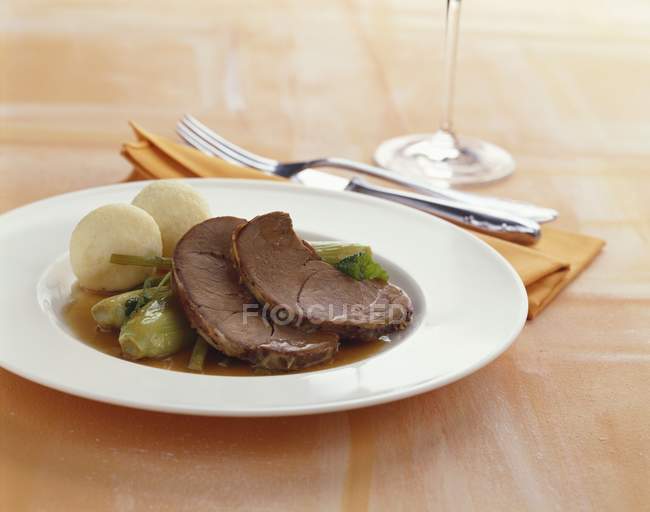 Venison steak with potatoes — Stock Photo