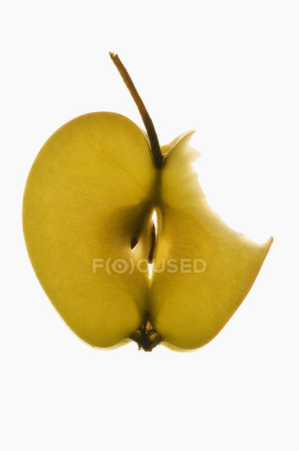 Шматочок свіжі яблука з стебло — стокове фото