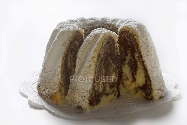 Marbled gugelhupf cake — Stock Photo