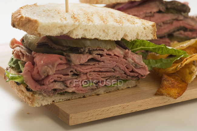 Печеня з яловичини бутерброди — стокове фото