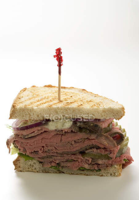Sanduíche de carne assada — Fotografia de Stock