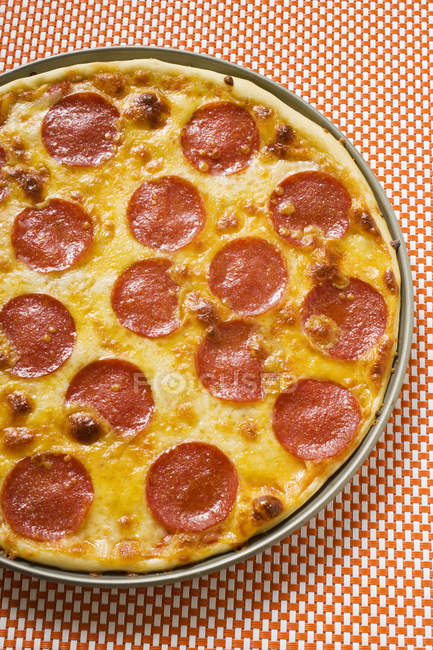 Salami and cheese pizza — Stock Photo