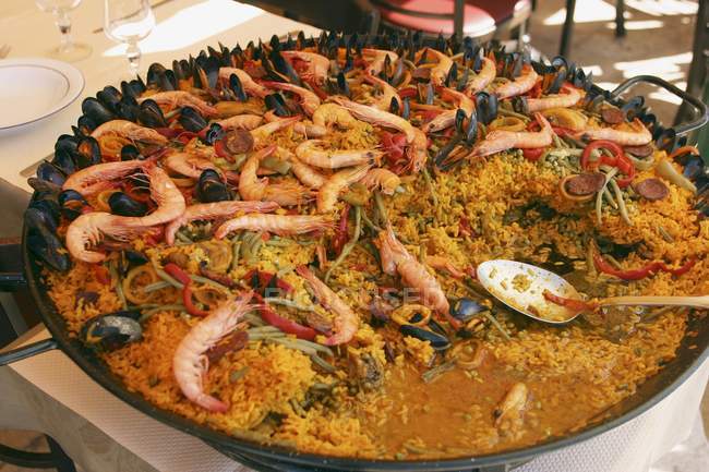 Paella plat espagnol — Photo de stock