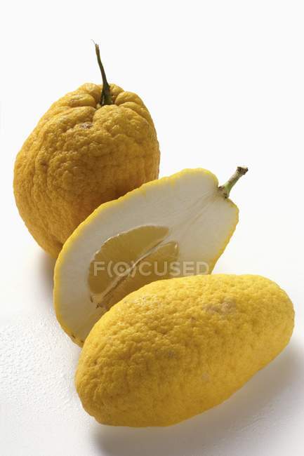 Frische Reie Zitronen — Stockfoto