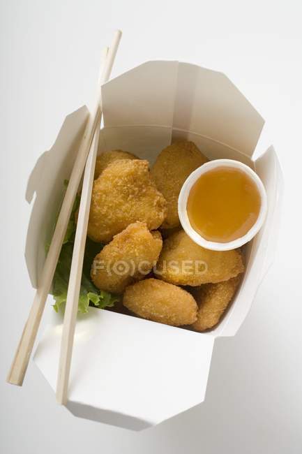 Nuggets di pollo da portare via — Foto stock