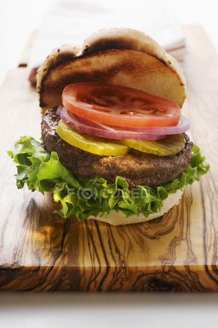 Домашній гамбургер з грибами — стокове фото