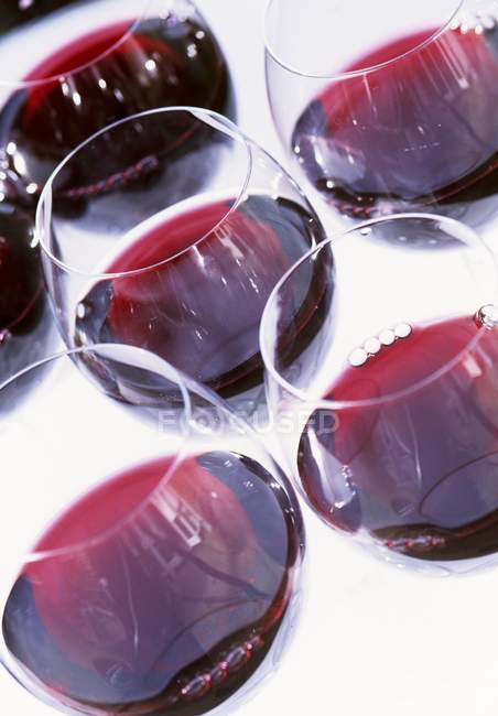 Rotweinsechs Gläser Rotwein — Stockfoto