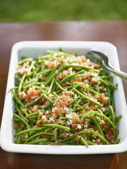 French bean salad with bacon — Stock Photo