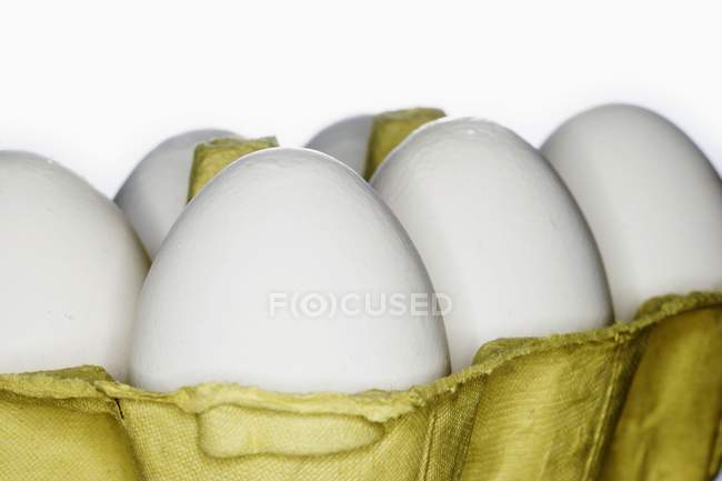 Uova di pollo in scatola di cartone — Foto stock
