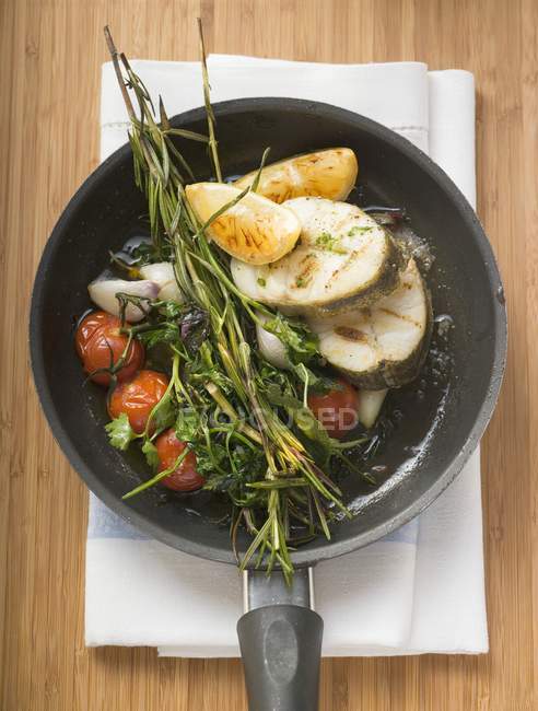 Sea bass cutlets with vegetables — Stock Photo