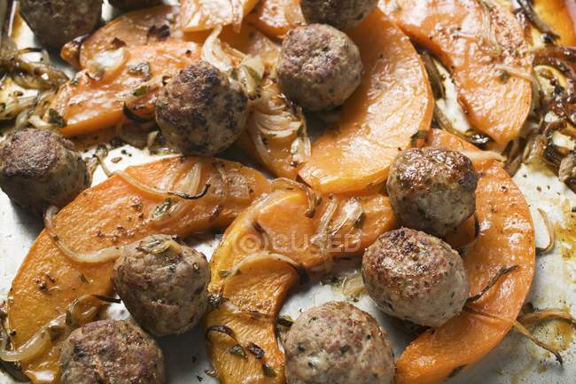 Meatballs with roasted pumpkin — Stock Photo