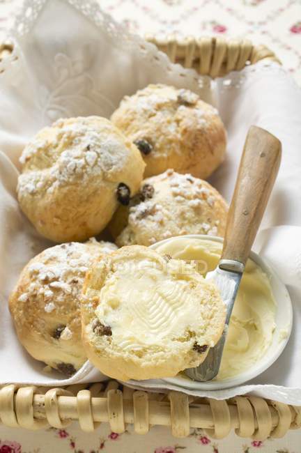 Sugared raisin scones — Stock Photo