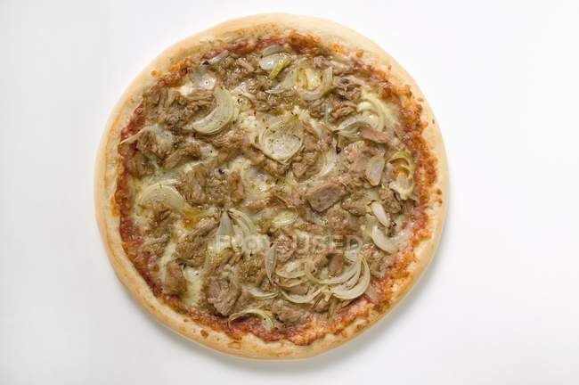 Pizza de atum e cebola — Fotografia de Stock