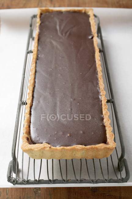 Torta de chocolate retangular — Fotografia de Stock