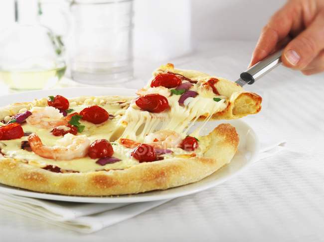 Rimuovere Pezzo di Pizza — Foto stock