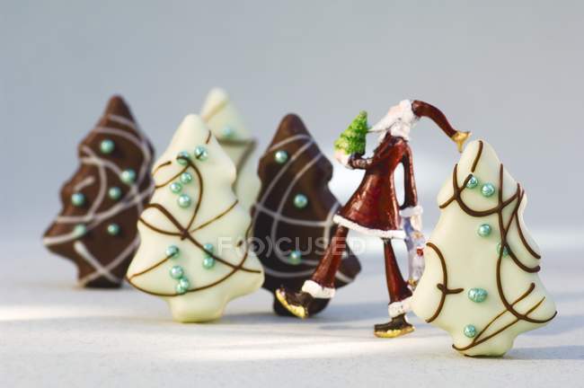 Christmas tree biscuits — Stock Photo