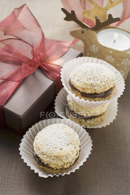 Christmas biscuits with chocolate filling — Stock Photo