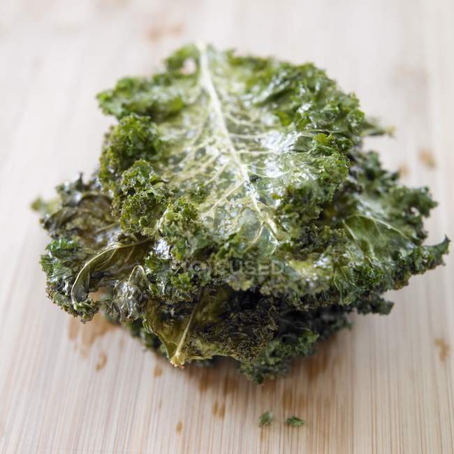 Baked Kale Chips — Stock Photo
