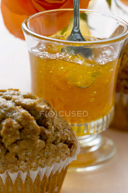 Marmelade d'orange en verre — Photo de stock