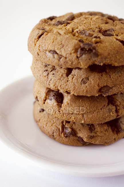 Biscuits au chocolat en pile — Photo de stock