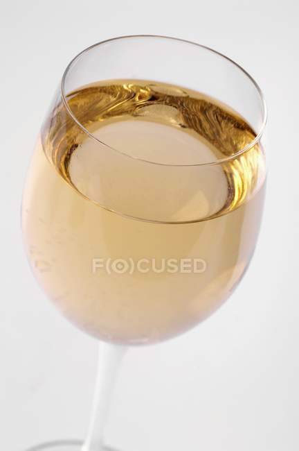 Copo de vinho doce branco — Fotografia de Stock