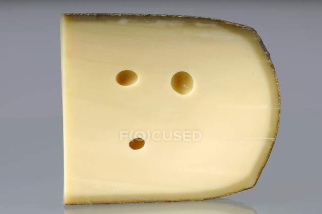 Stück Bergkse Käse — Stockfoto