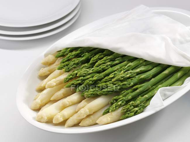 Boiled Green ripe asparagus — Stock Photo