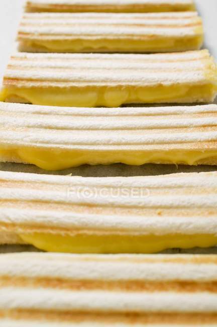 Varios quesos tostados - foto de stock