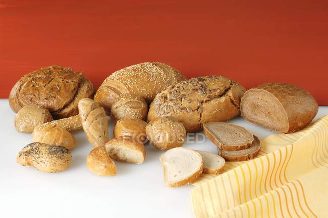 Bread rolls and loaves — Stock Photo