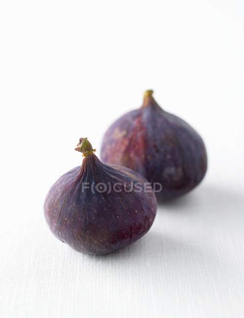 Deux figues fraîches — Photo de stock