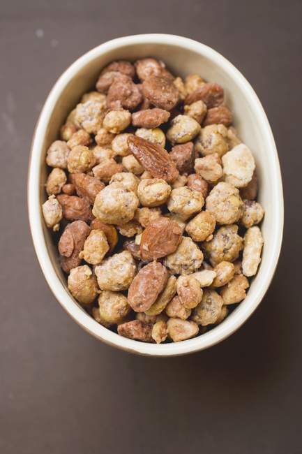 Mixed nuts to nibble — Stock Photo