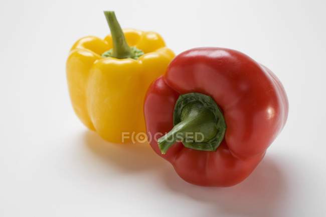 Red and yellow peppers — Stock Photo