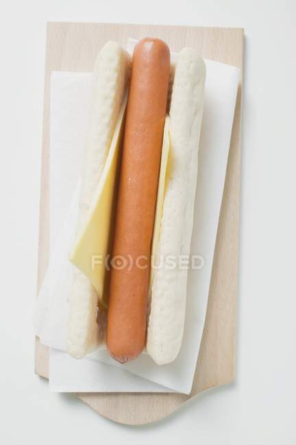 Hot dog with cheese — Stock Photo
