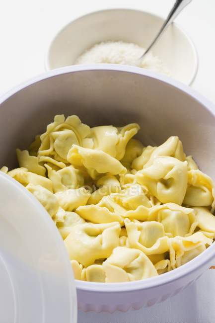 Tortellini pasta in white bowl — Stock Photo