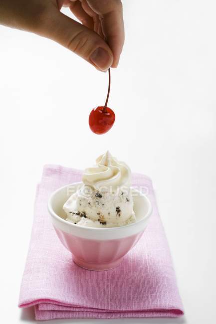 Ice cream with cherry — Stock Photo