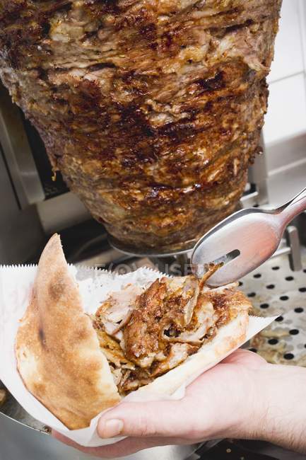 Making dner kebab — Stock Photo