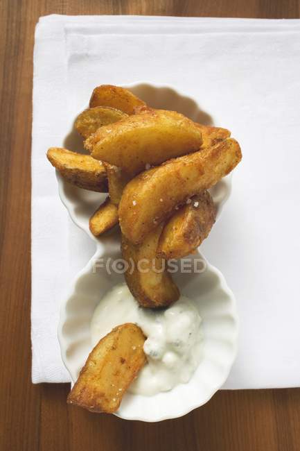 Cuñas de patata frita - foto de stock