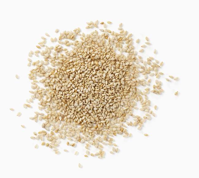 Sesame seeds in heap — Stock Photo