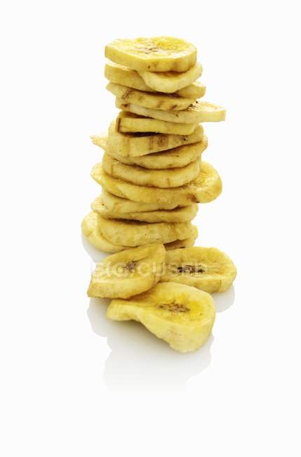 Pila de chips de plátano - foto de stock