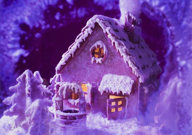 Gingerbread house in purple — Stock Photo