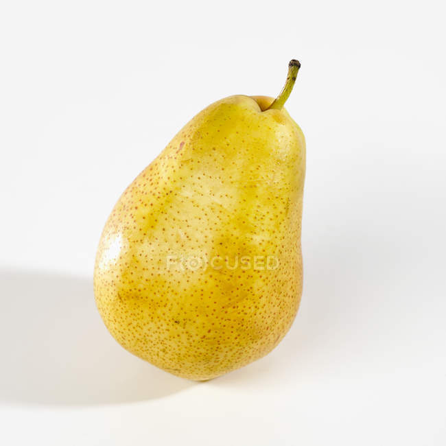 Fresh ripe yellow pear — Stock Photo