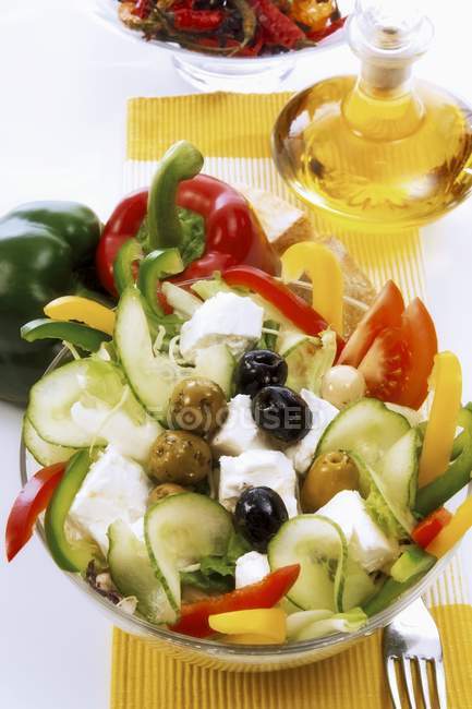 Овочевий салат з фетою — стокове фото