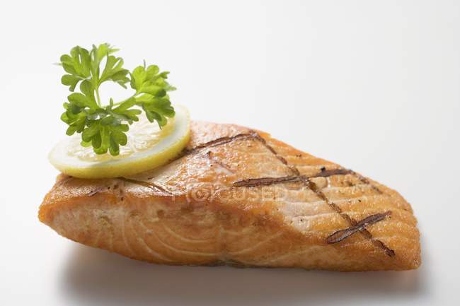 Filete de salmón a la plancha - foto de stock