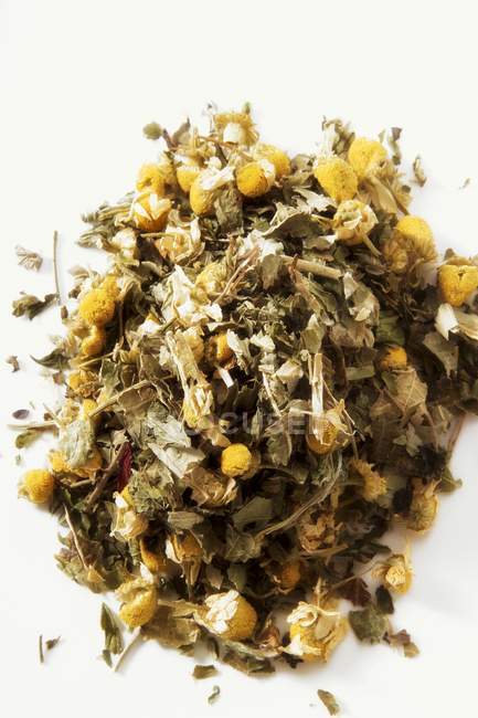Сухий трав'яний чай — стокове фото