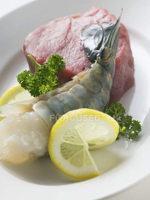 Ingredients for Surf and Turf: — Stock Photo