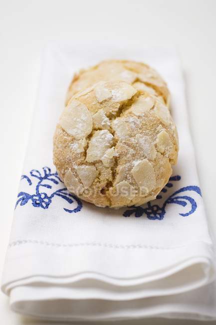 Italian almond biscuits — Stock Photo